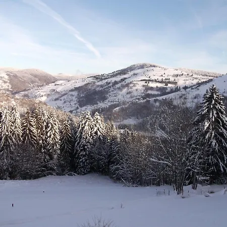 فندق مبيت وإفطار La Ferme Du Vieux Sapin 3*